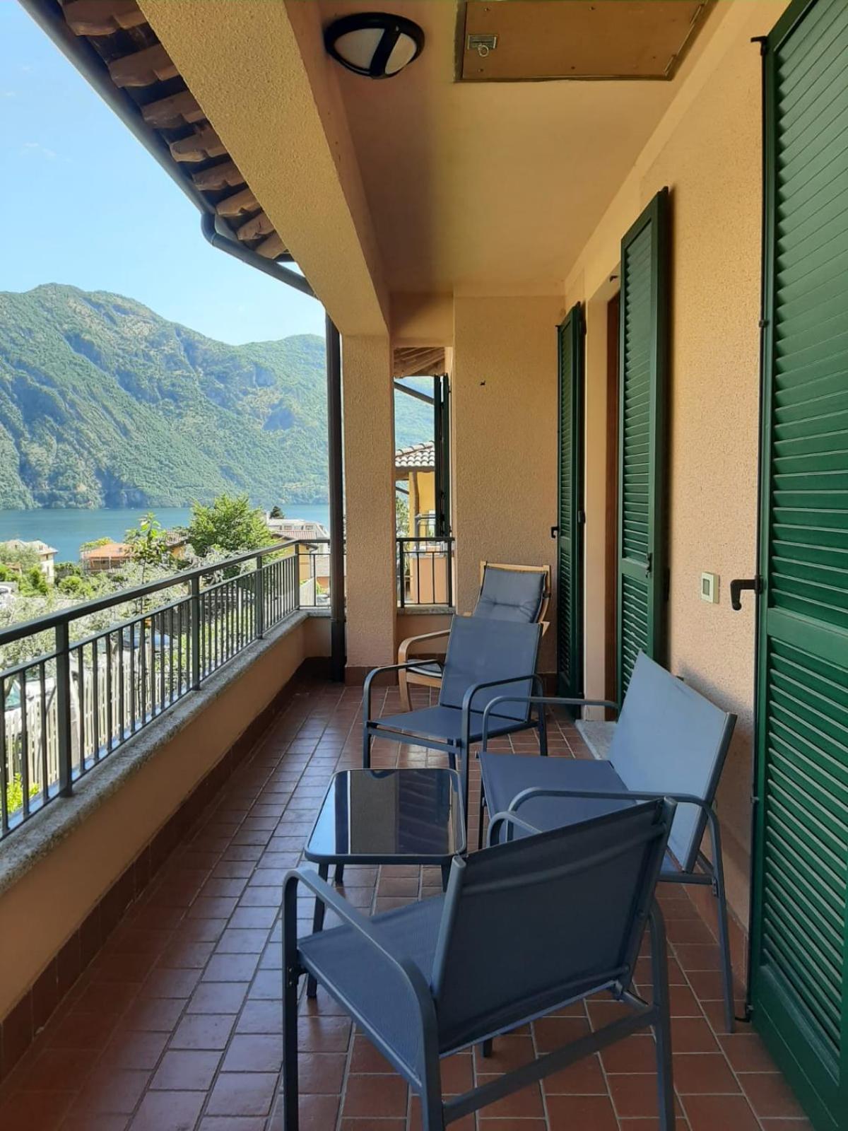 La Casa Al Bmor Love&lake Holiday home *